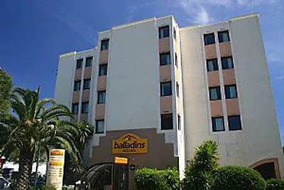 Hotel Les Tourrades Cannes 2*,  France